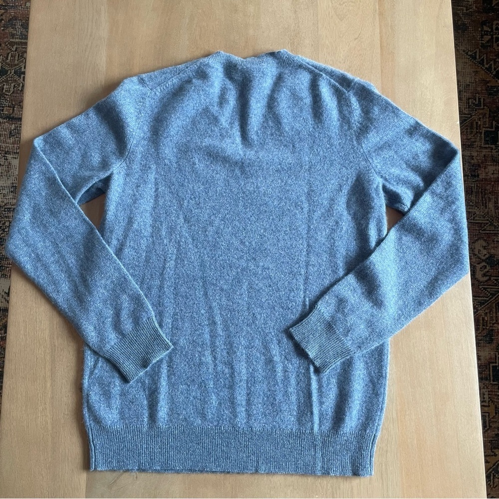 Lord & Taylor 100% Cashmere V-Neck Sweater - Light Blue - Picture 4 of 7